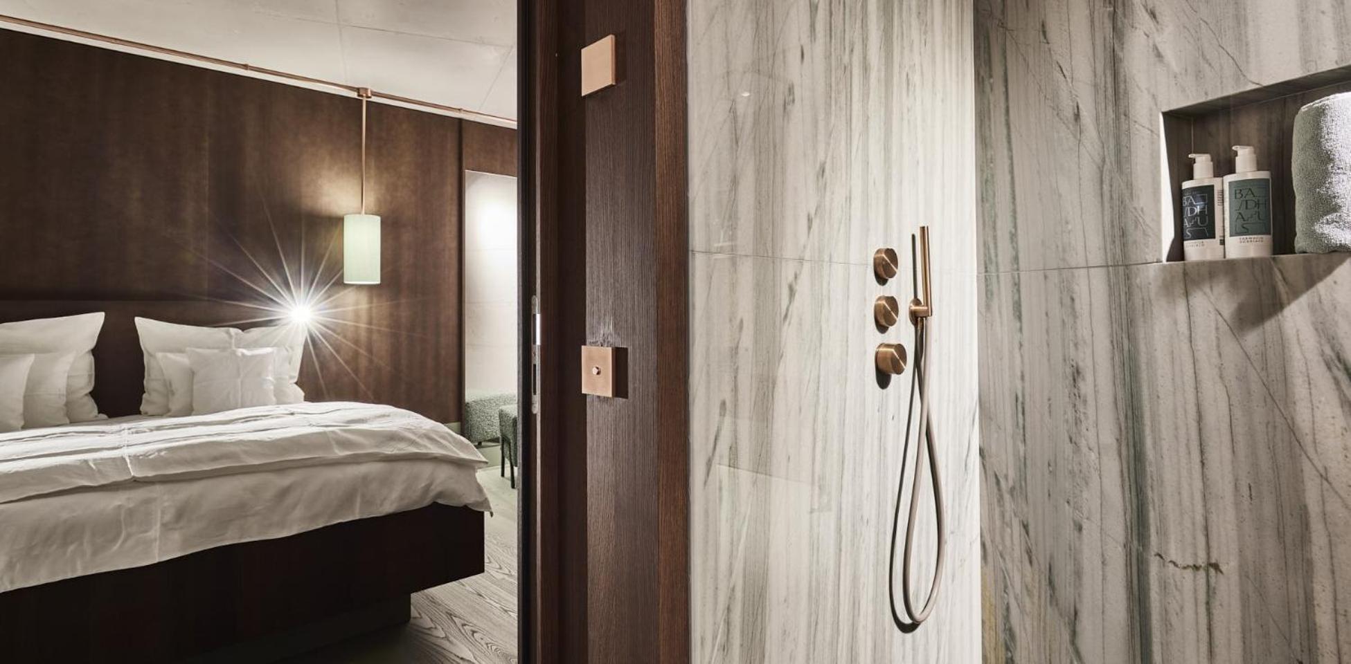 Boutique Hotel Badhaus (Adults Only) ブレッサノーネ エクステリア 写真